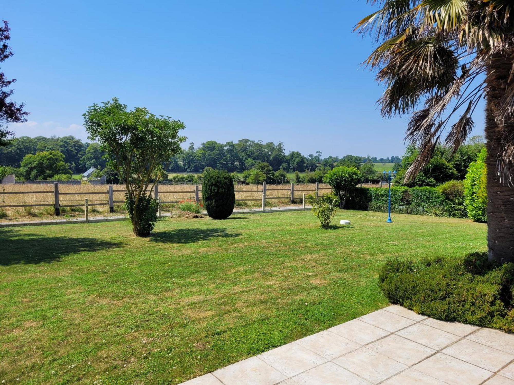 Bed and Breakfast Osy Normandy Russy Экстерьер фото